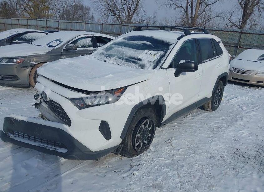 Photo 2 of 2019 Toyota Rav4 LE (VIN 2T3H1RFV7KW049329)