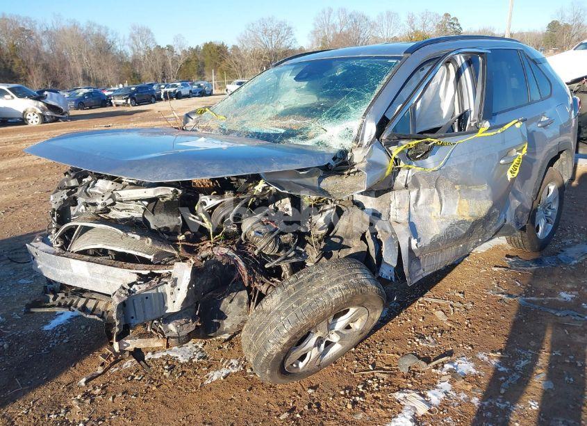 Photo 2 of 2020 Toyota Rav4 LE (VIN 2T3H1RFV7LC057384)
