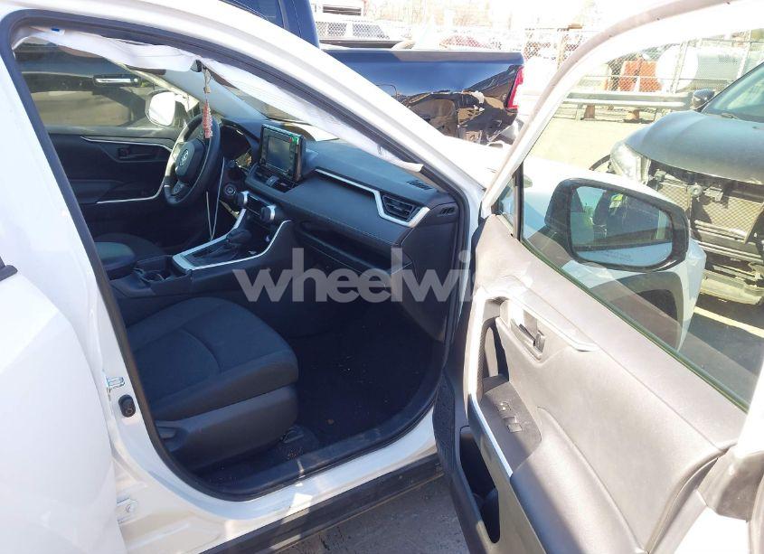 Photo 5 of 2021 Toyota Rav4 LE (VIN 2T3H1RFV7MC121831)