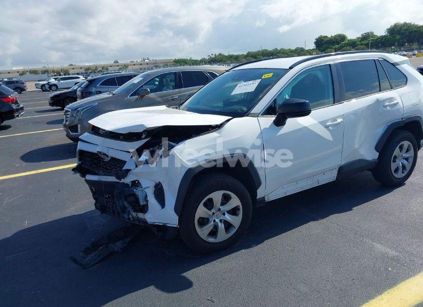 Photo 2 of 2021 Toyota Rav4 LE (VIN 2T3H1RFV7MC134823)