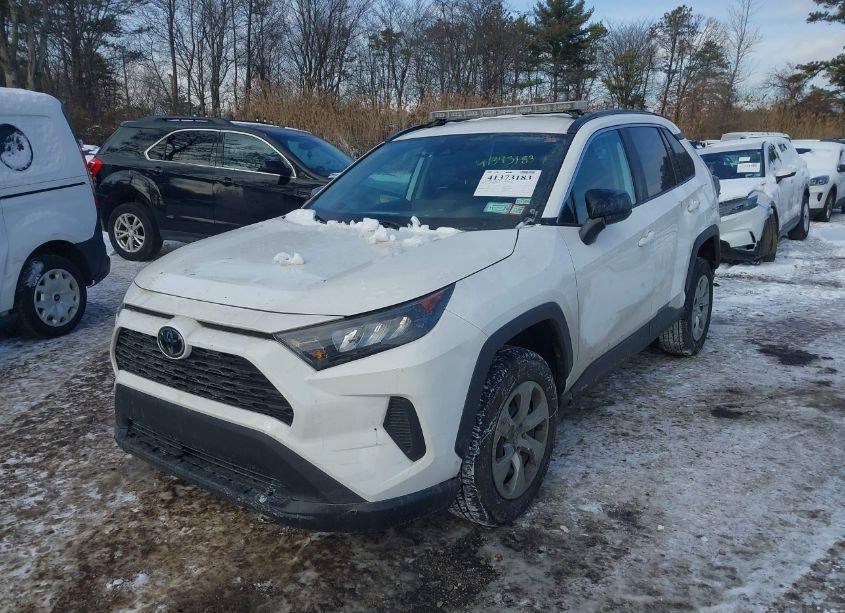 Photo 2 of 2021 Toyota Rav4 LE (VIN 2T3H1RFV7MC163545)