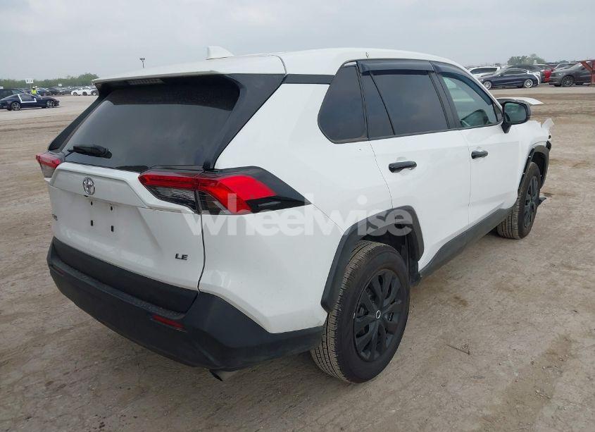 Photo 4 of 2022 Toyota Rav4 LE (VIN 2T3H1RFV7NC179312)