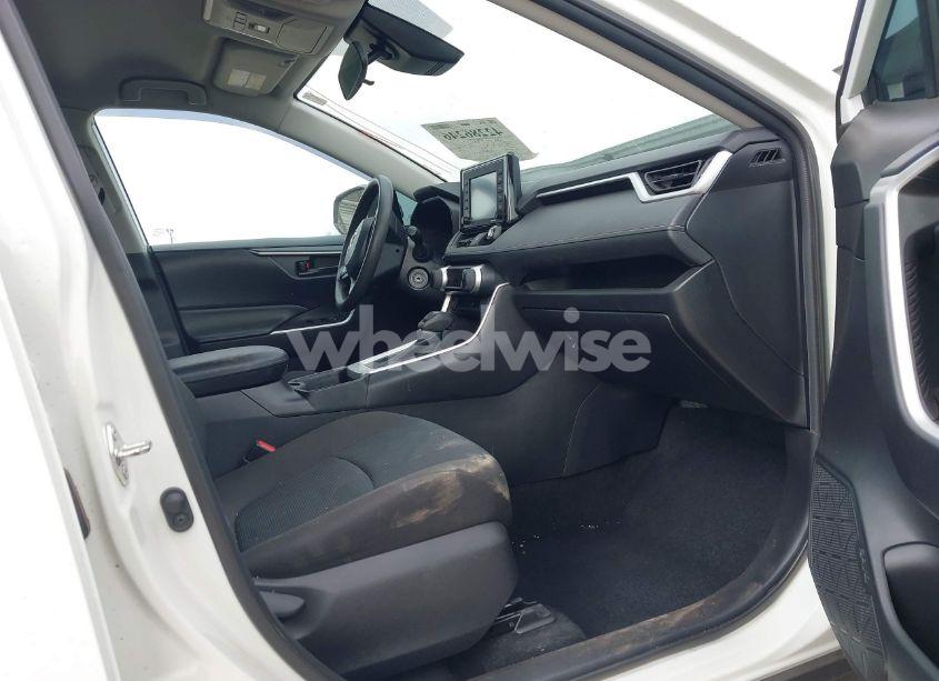 Photo 5 of 2022 Toyota Rav4 LE (VIN 2T3H1RFV7NC179312)