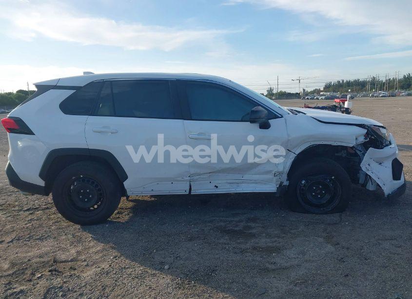 Photo 6 of 2024 Toyota Rav4 LE (VIN 2T3H1RFV7RC293994)