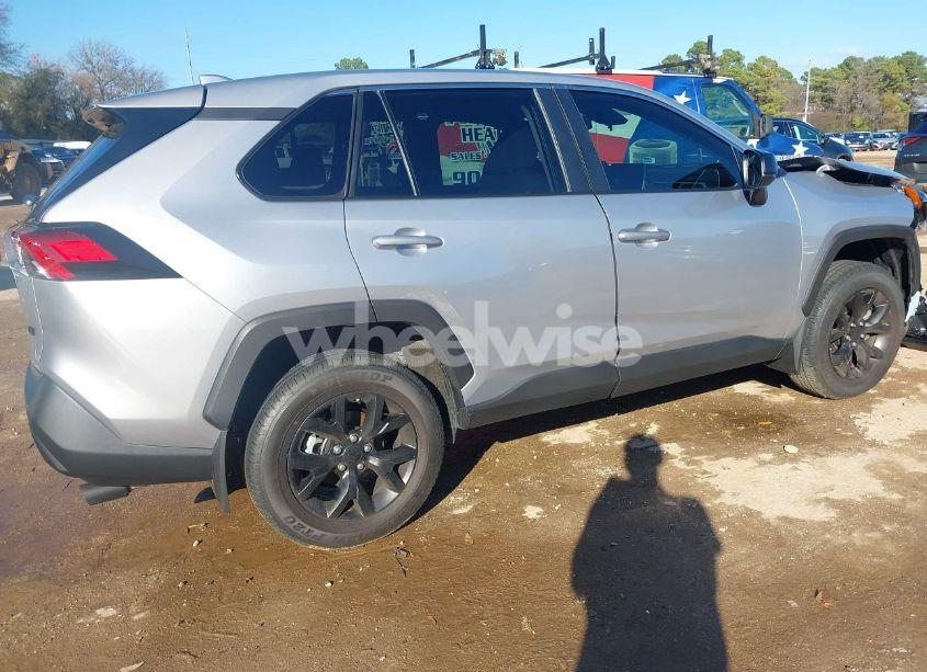 Photo 4 of 2024 Toyota Rav4 LE (VIN 2T3H1RFV7RC295924)