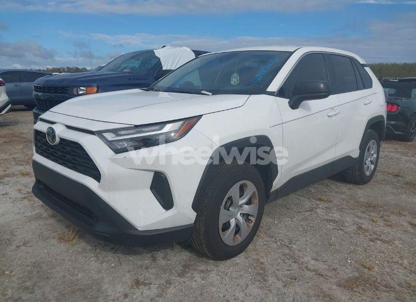 Photo 2 of 2024 Toyota Rav4 LE (VIN 2T3H1RFV7RW324269)