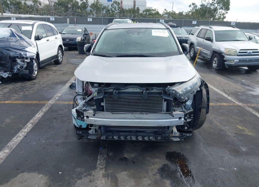 Photo 6 of 2019 Toyota Rav4 LE (VIN 2T3H1RFV8KC023582)