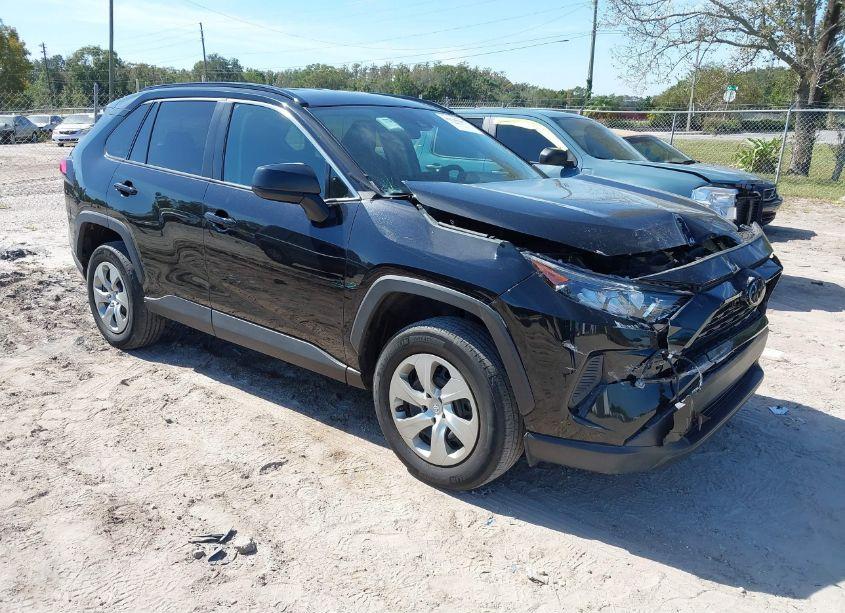 2019 Toyota Rav4 LE (VIN 2T3H1RFV8KW039196) main photo