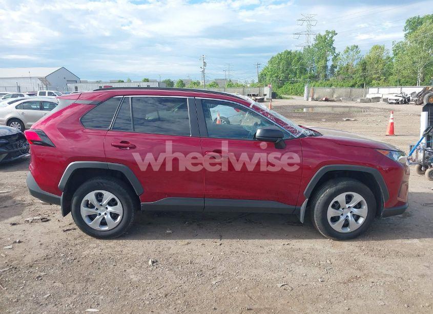 Photo 13 of 2019 Toyota Rav4 LE (VIN 2T3H1RFV8KW052918)
