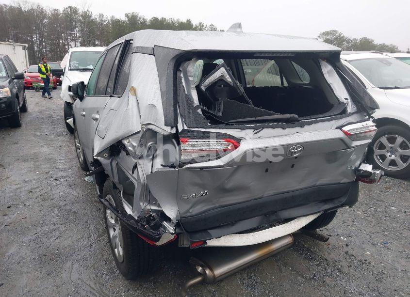 Photo 3 of 2022 Toyota Rav4 LE (VIN 2T3H1RFV8NW189488)