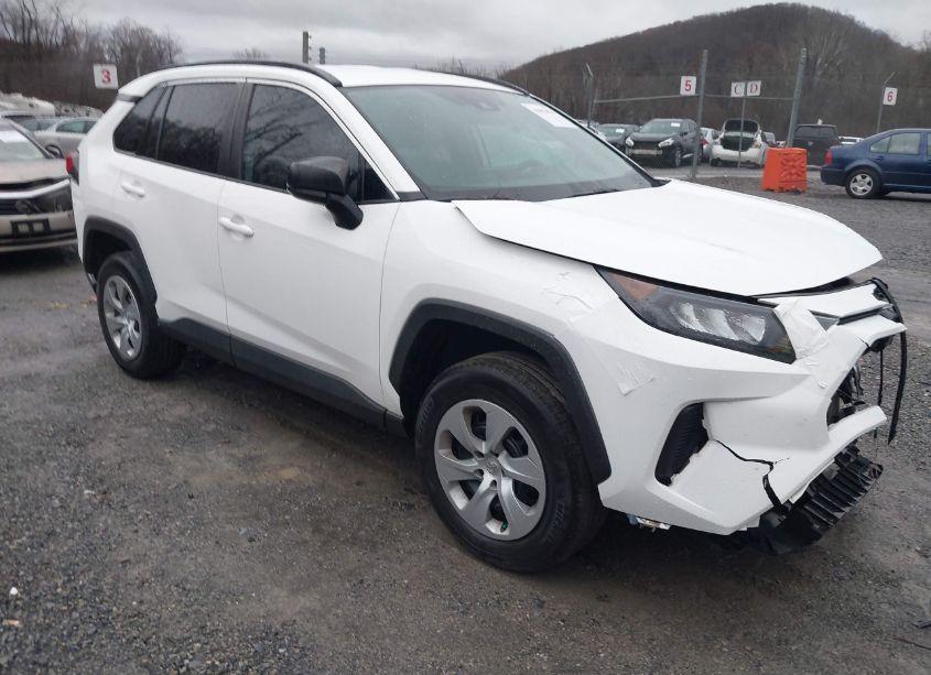 2019 Toyota Rav4 LE (VIN 2T3H1RFV9KC019377) main photo