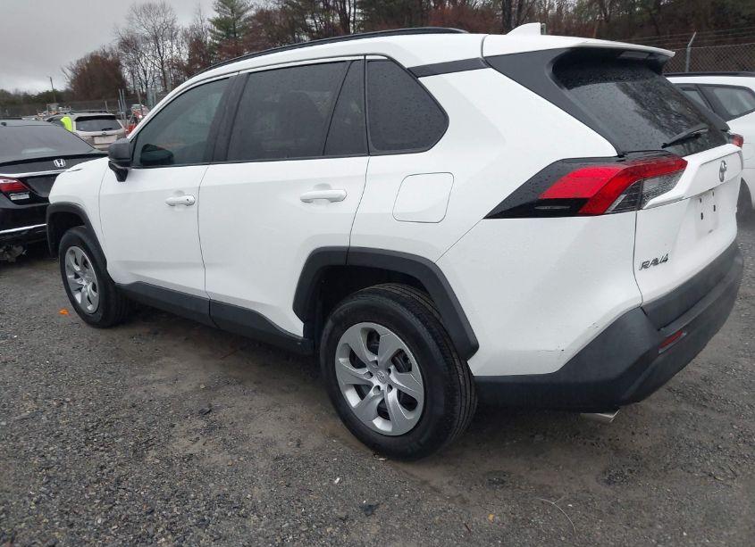 Photo 3 of 2019 Toyota Rav4 LE (VIN 2T3H1RFV9KC019377)