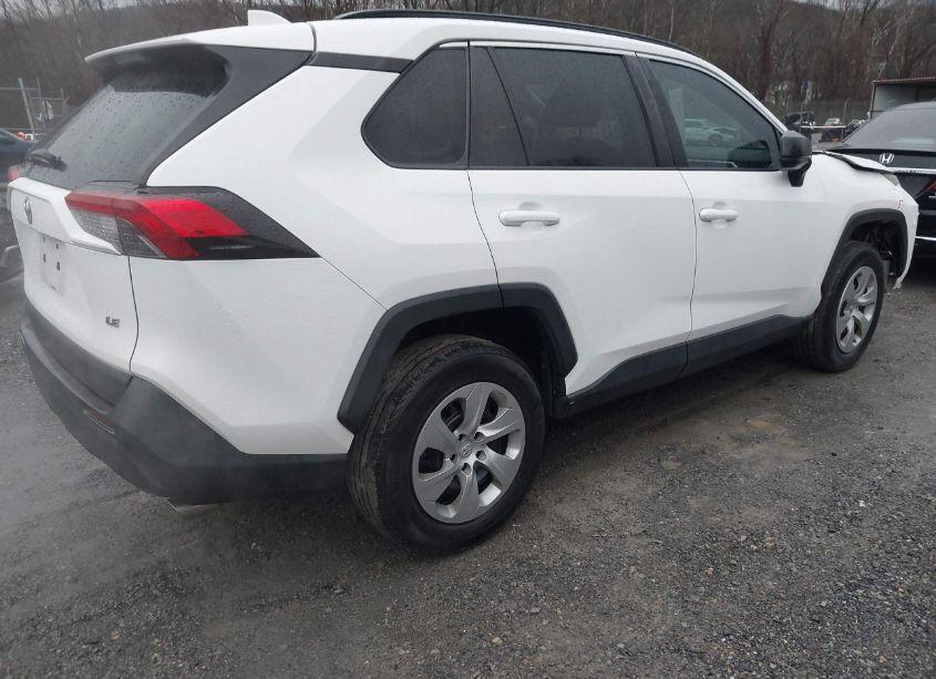Photo 4 of 2019 Toyota Rav4 LE (VIN 2T3H1RFV9KC019377)