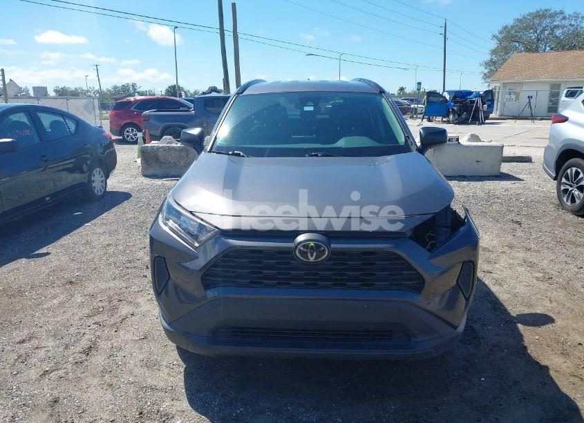 Photo 13 of 2019 Toyota Rav4 LE (VIN 2T3H1RFV9KW001394)