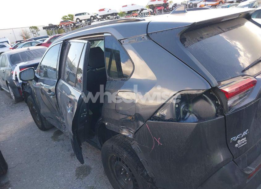 Photo 18 of 2019 Toyota Rav4 LE (VIN 2T3H1RFV9KW001394)