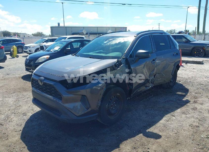 Photo 2 of 2019 Toyota Rav4 LE (VIN 2T3H1RFV9KW001394)