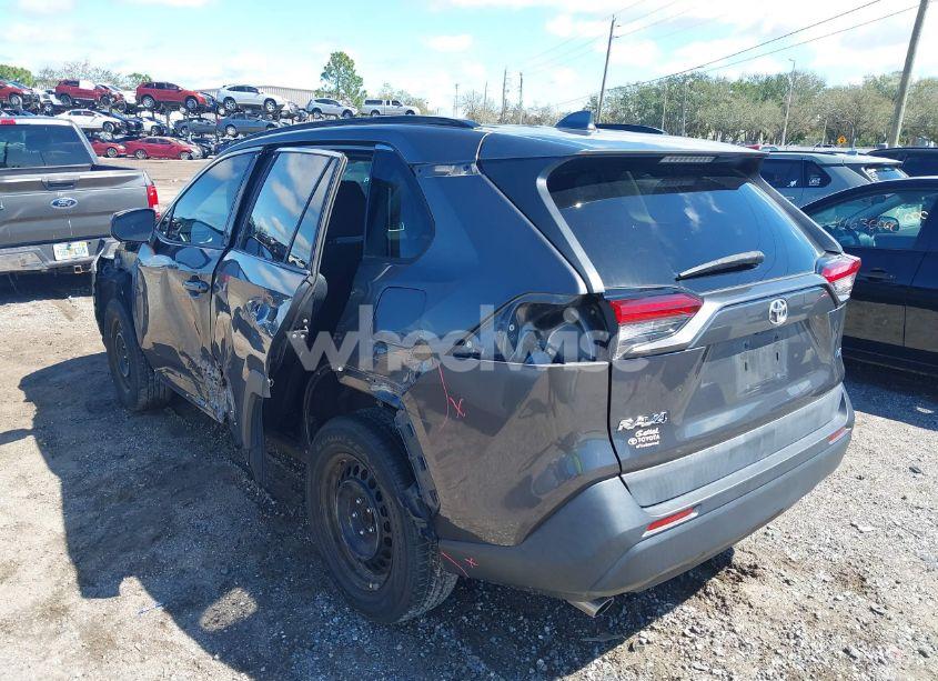 Photo 3 of 2019 Toyota Rav4 LE (VIN 2T3H1RFV9KW001394)