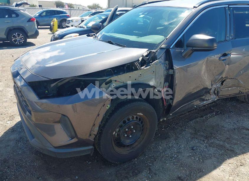 Photo 6 of 2019 Toyota Rav4 LE (VIN 2T3H1RFV9KW001394)