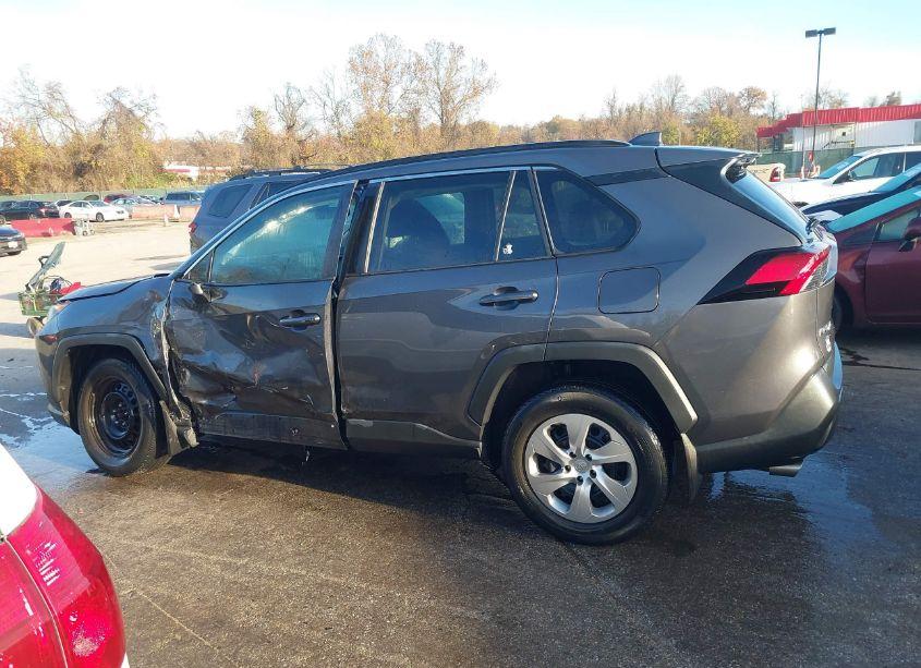 Photo 15 of 2019 Toyota Rav4 LE (VIN 2T3H1RFV9KW017529)