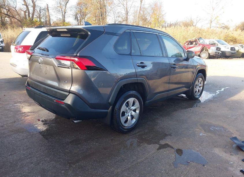 Photo 4 of 2019 Toyota Rav4 LE (VIN 2T3H1RFV9KW017529)