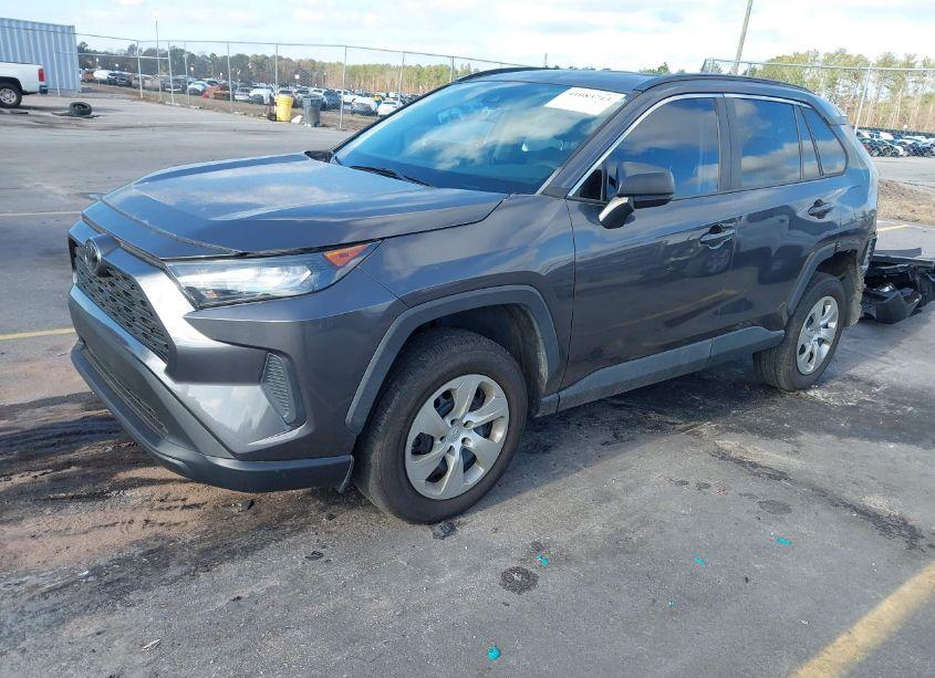 Photo 2 of 2019 Toyota Rav4 LE (VIN 2T3H1RFV9KW043211)