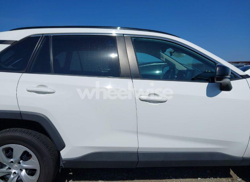 Photo 14 of 2020 Toyota Rav4 LE (VIN 2T3H1RFV9LW065422)