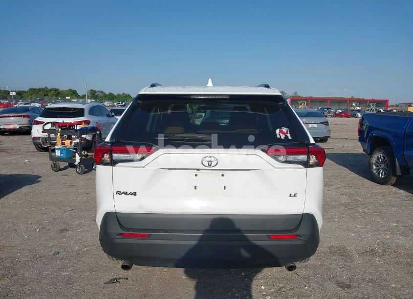 Photo 16 of 2021 Toyota Rav4 LE (VIN 2T3H1RFV9MW105564)