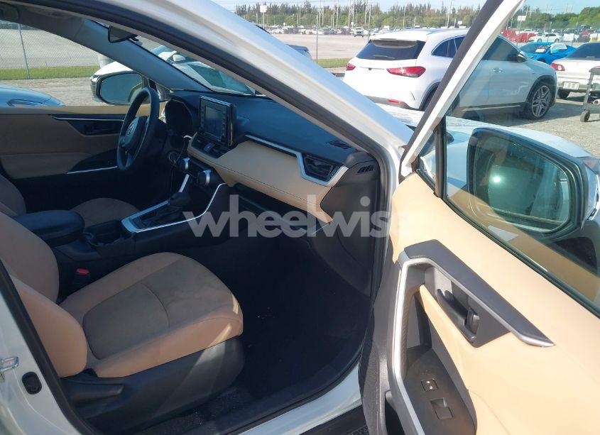 Photo 5 of 2021 Toyota Rav4 LE (VIN 2T3H1RFV9MW105564)