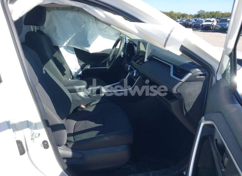 Photo 5 of 2024 Toyota Rav4 LE (VIN 2T3H1RFV9RC252718)