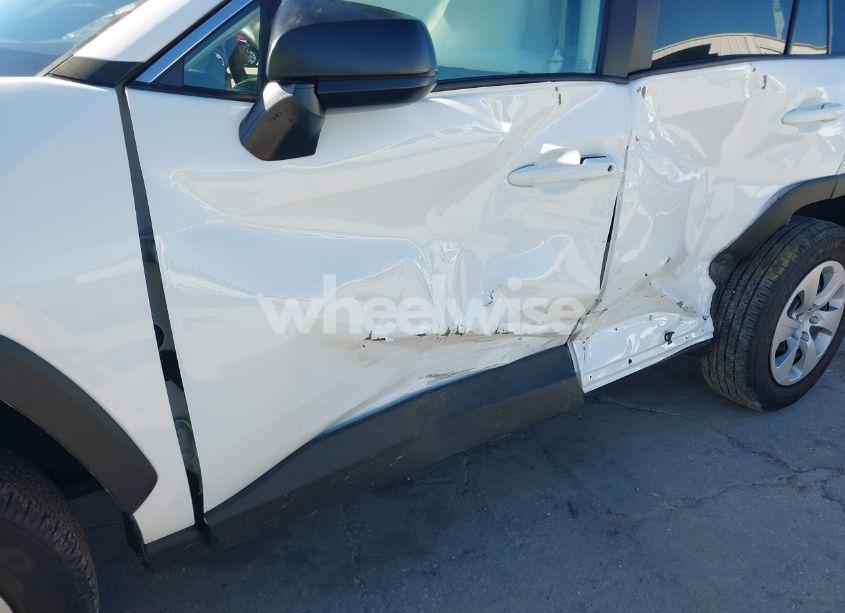 Photo 6 of 2024 Toyota Rav4 LE (VIN 2T3H1RFV9RC252718)