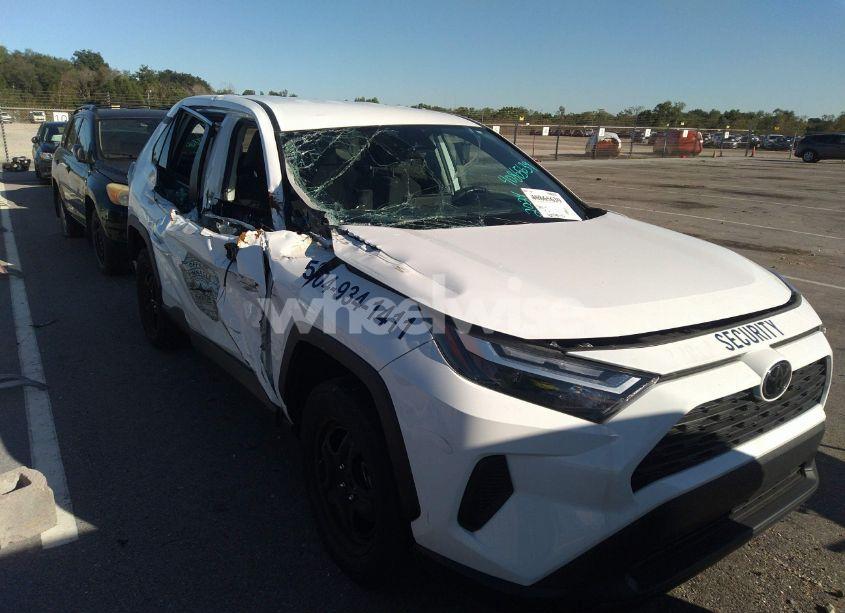 Photo 6 of 2024 Toyota Rav4 LE (VIN 2T3H1RFV9RC264318)