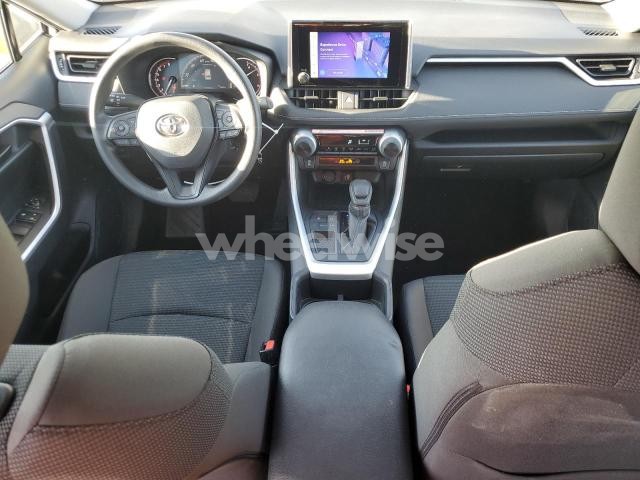 2025 TOYOTA RAV4 LE (VIN 2T3H1RFV9SW370434) main photo