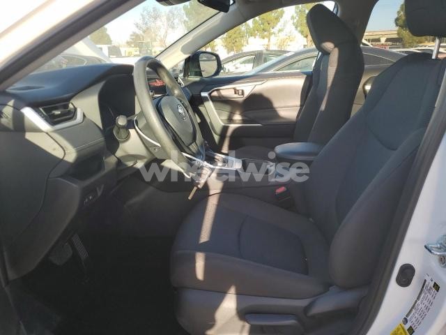 Photo 10 of 2025 TOYOTA RAV4 LE (VIN 2T3H1RFV9SW370434)