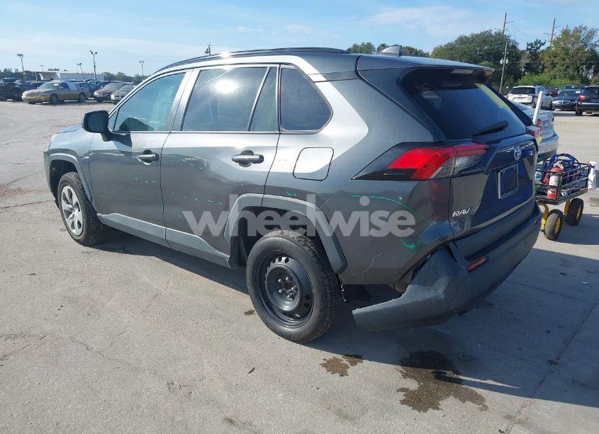Photo 3 of 2019 Toyota Rav4 LE (VIN 2T3H1RFVXKC015094)