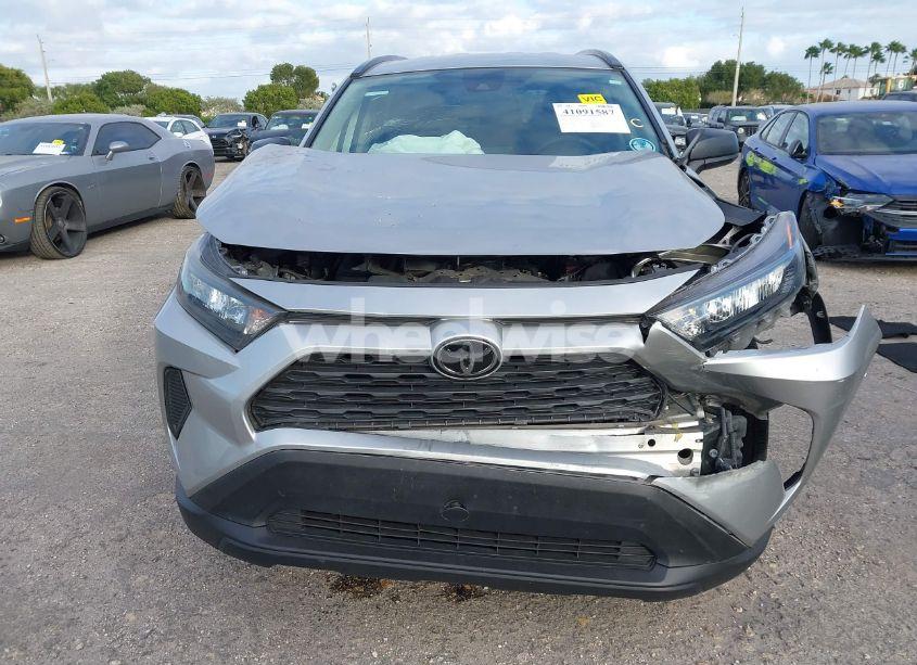 Photo 12 of 2019 Toyota Rav4 LE (VIN 2T3H1RFVXKW025445)