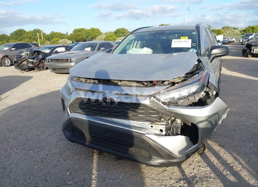 Photo 6 of 2019 Toyota Rav4 LE (VIN 2T3H1RFVXKW025445)