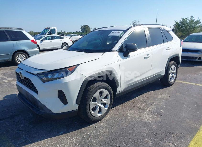 Photo 2 of 2020 Toyota Rav4 LE (VIN 2T3H1RFVXLC033659)