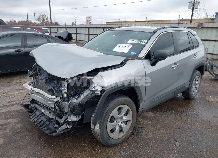 Photo 2 of 2020 Toyota Rav4 LE (VIN 2T3H1RFVXLW094329)