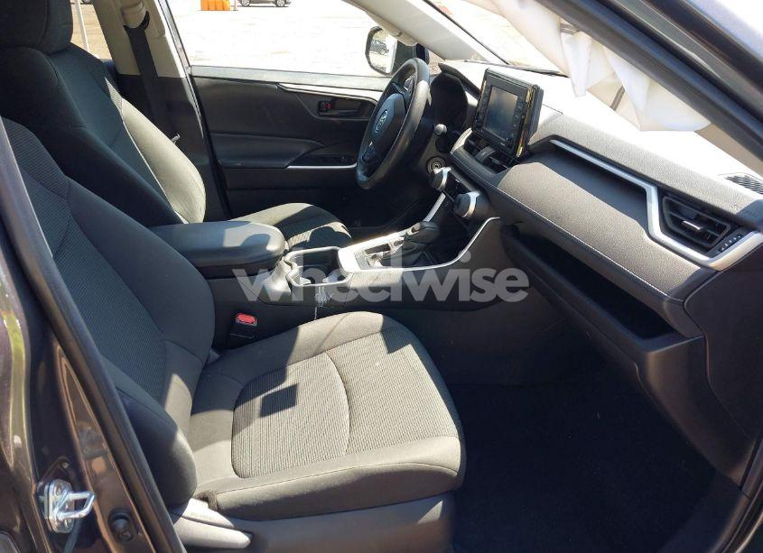 Photo 5 of 2021 Toyota Rav4 LE (VIN 2T3H1RFVXMW127587)