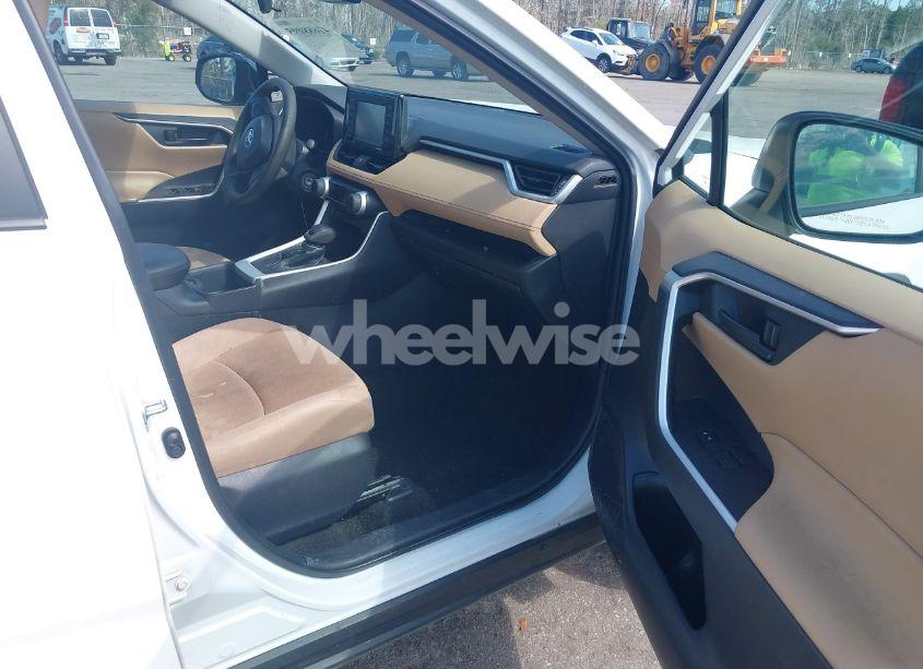 Photo 5 of 2022 Toyota Rav4 LE (VIN 2T3H1RFVXNW189850)