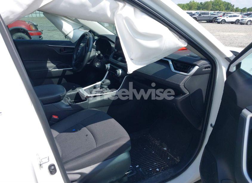 Photo 5 of 2024 Toyota Rav4 LE (VIN 2T3H1RFVXRC255031)