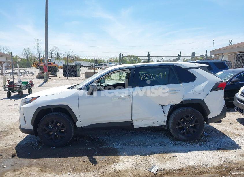 Photo 14 of 2024 Toyota Rav4 LE (VIN 2T3H1RFVXRW308874)