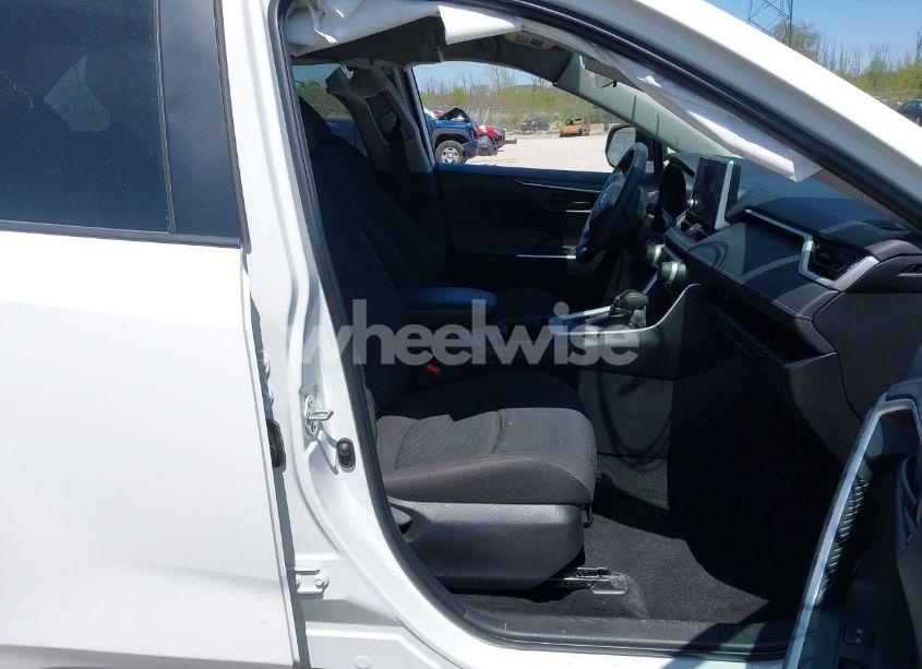 Photo 5 of 2024 Toyota Rav4 LE (VIN 2T3H1RFVXRW308874)