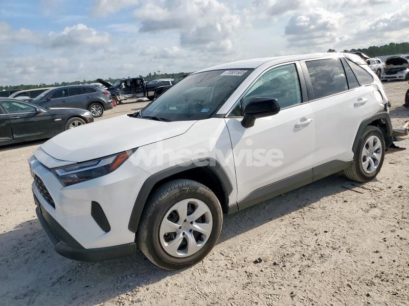 Photo 2 of 2025 TOYOTA RAV4 LE (VIN 2T3H1RFVXSC305397)