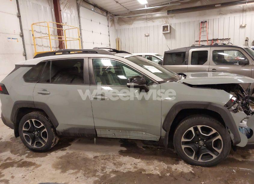Photo 13 of 2019 Toyota Rav4 ADVENTURE (VIN 2T3J1RFV0KW022541)