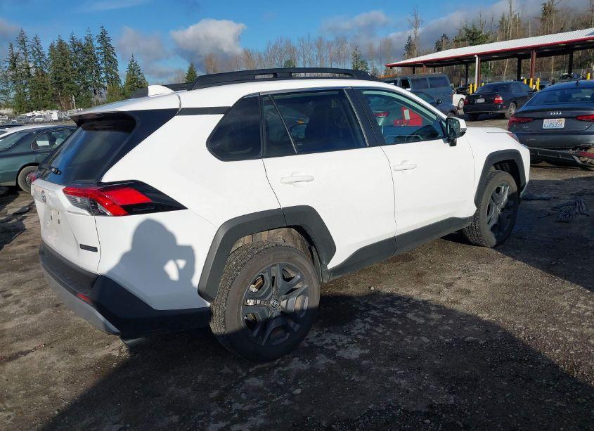 Photo 4 of 2024 Toyota Rav4 ADVENTURE (VIN 2T3J1RFV1RW471091)