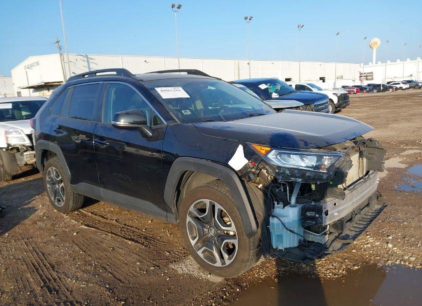 2021 Toyota Rav4 ADVENTURE (VIN 2T3J1RFV2MW158995) main photo