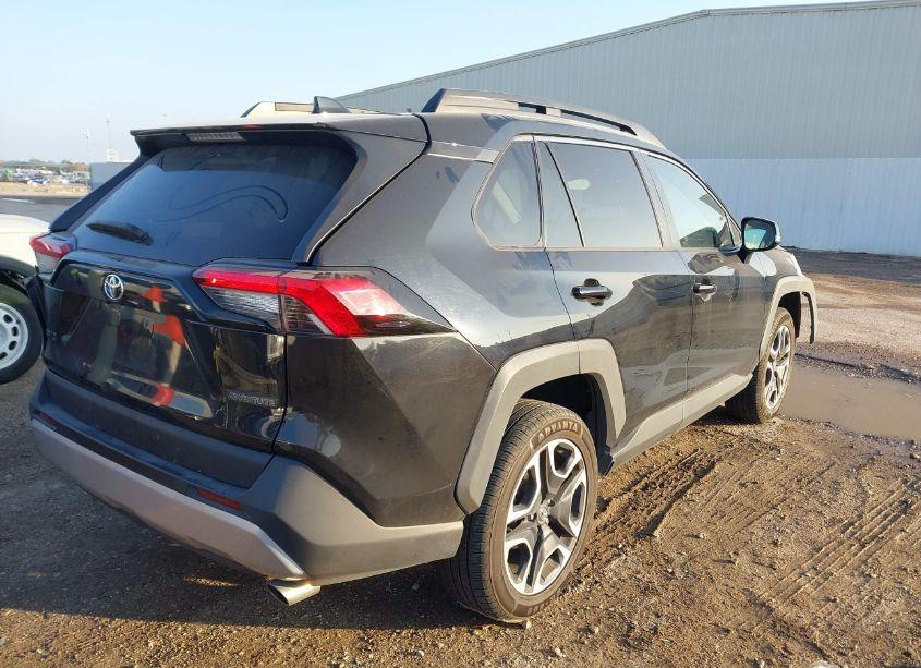 Photo 4 of 2021 Toyota Rav4 ADVENTURE (VIN 2T3J1RFV2MW158995)