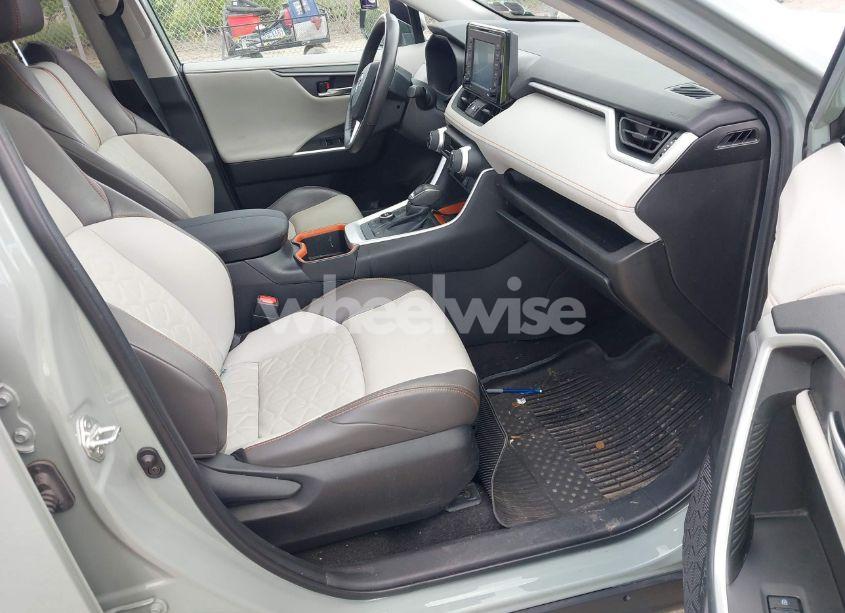 Photo 5 of 2022 Toyota Rav4 ADVENTURE (VIN 2T3J1RFV2NW267281)