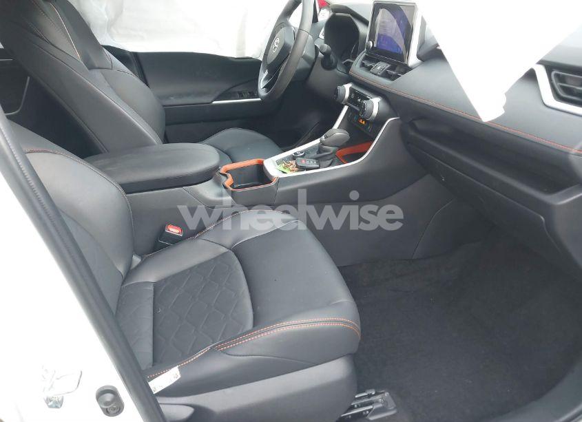 Photo 5 of 2024 Toyota Rav4 ADVENTURE (VIN 2T3J1RFV2RW410316)